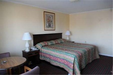 Pioneer Inn Arkadelphia Quarto foto